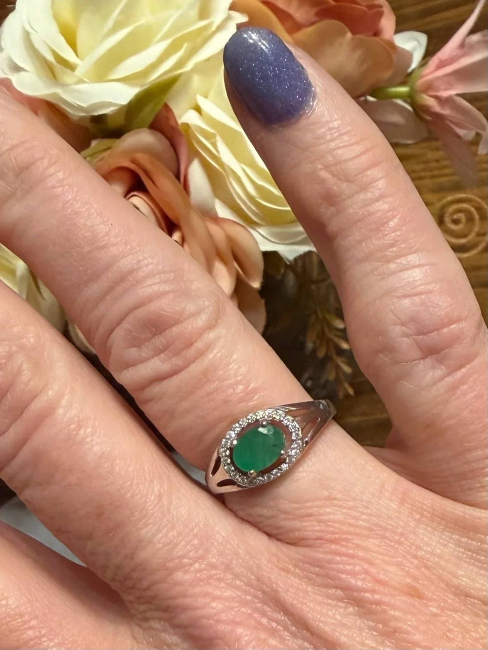 Stunning Natural Emerald .80CT & Zircon Halo 925 Sterling Silver Ring Size 7